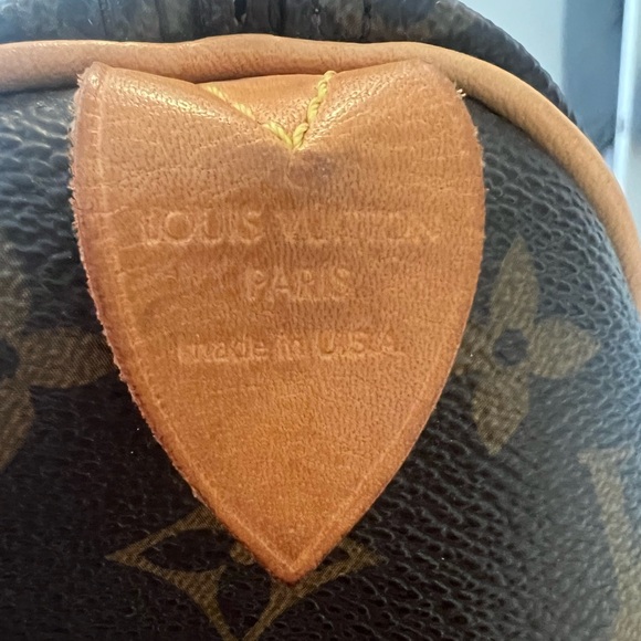 Louis Vuitton
LV Monogram Speedy 25 2007 - Picture 8 of 17